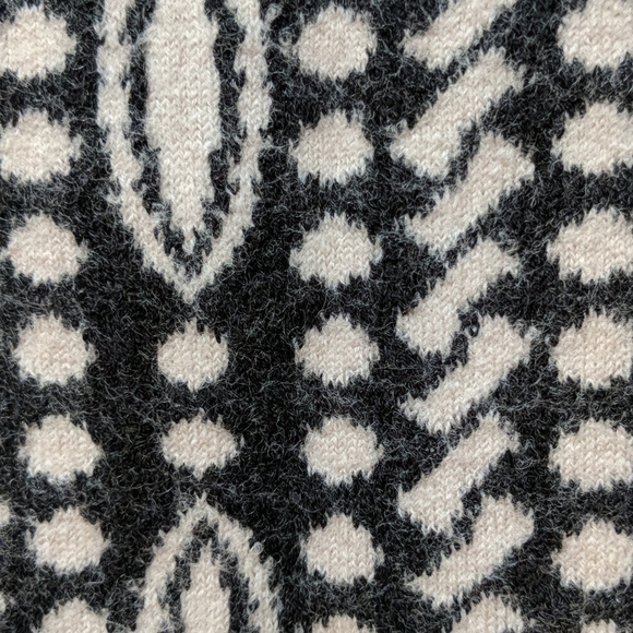 Long wool Moth vest - Picture 6 of 7